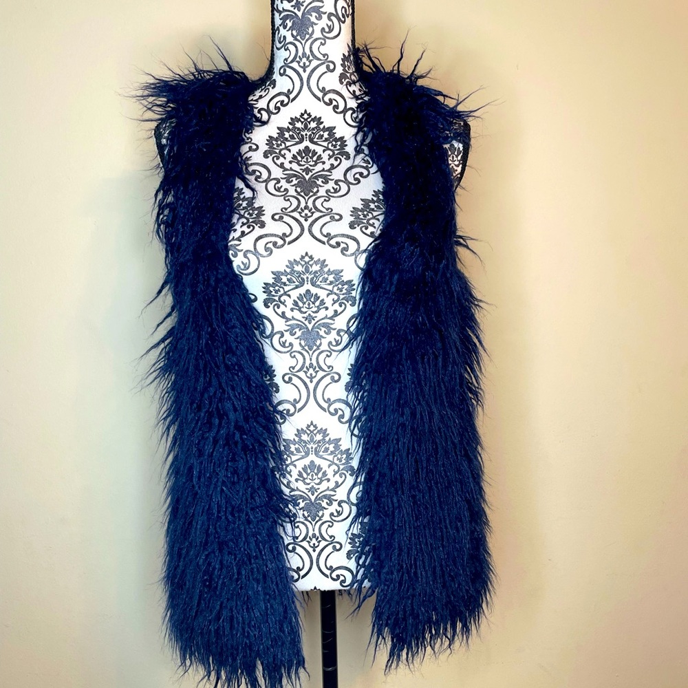 Fun navy blue fax fur vest